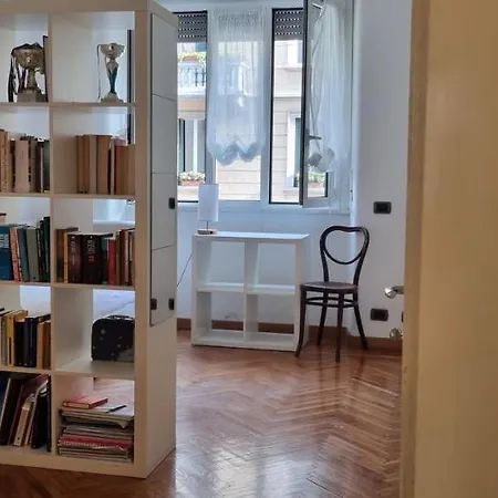 Altido Cosy 2-bed Flat In Milan's Heart *